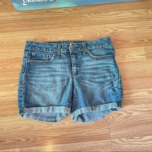 Blue jean shorts Faded Glory cuffs 5 pockets fun stretch